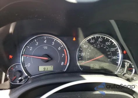 2013 Toyota Corolla Base z USA, uszkodzony, nr VIN 2T1BU4EEXDC087068